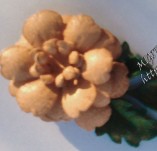 185/1968/Бижута ръчно изработени-Бижута от кожа-Малка брошка цвете от естествена кожа