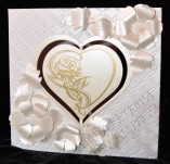 40/215/Ръчно изработени сватбени картички-Покани и картички ръчно изработени-Сърце със златна роза